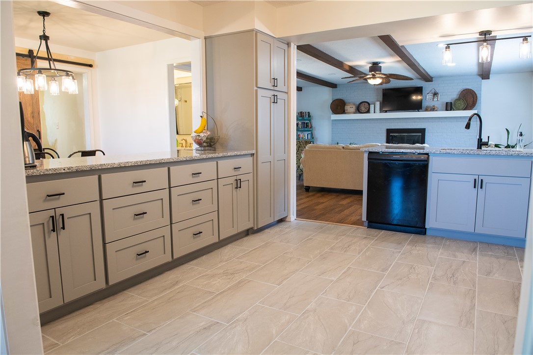 University Acres Sub - Residential Lease