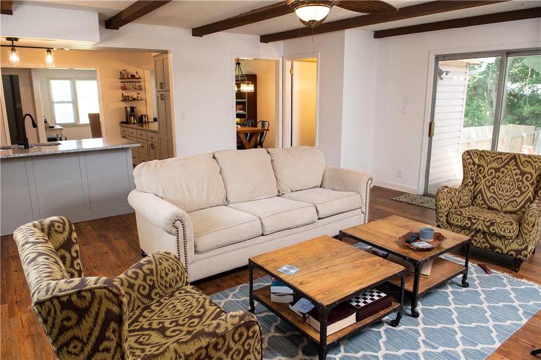 University Acres Sub - Residential Lease
