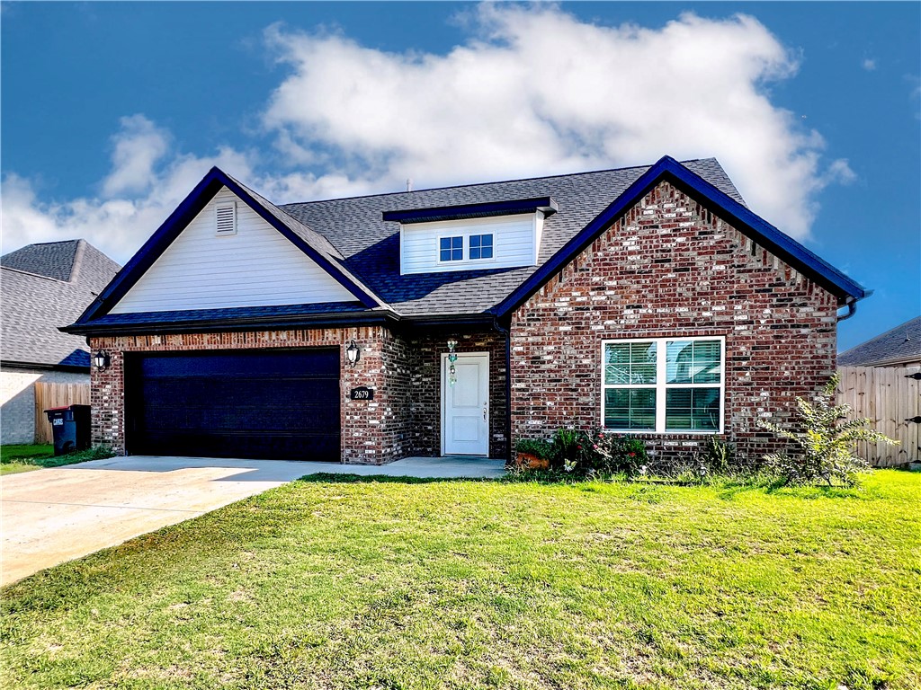 Great Oppotunity to own this beautiful home, built in 2022, step into this inviting two-story home where natural light fills the open living room, complete with a cozy gas fireplace. The eat-in kitchen, overlooking the expansive backyard and covered patio, offers plenty of granite counter space, a gas range, and ample cabinetry with a pantry for extra storage.
Perfect for entertaining, the open-concept layout seamlessly connects the living spaces. The spacious master suite features a walk-in shower, walk-in closet, and a large master bath.
The secluded, fully fenced backyard is impressively large, offering abundant space for relaxation, play, or outdoor gatherings.
This home is ideally located near schools, shopping, and provides easy access to I-49 and Fayetteville via Butterfield Coach. With Tyson Headquarters just 4 miles away, and CL & Willie George Park and The Boardwalk Food Truck Court only 4 minutes away, convenience is at your doorstep.