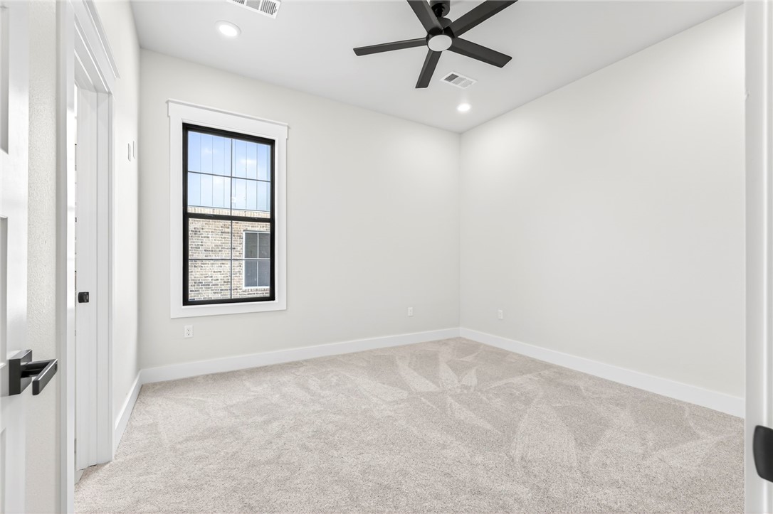 Wells Lake Cottages At Chaffee Crossing - Residential