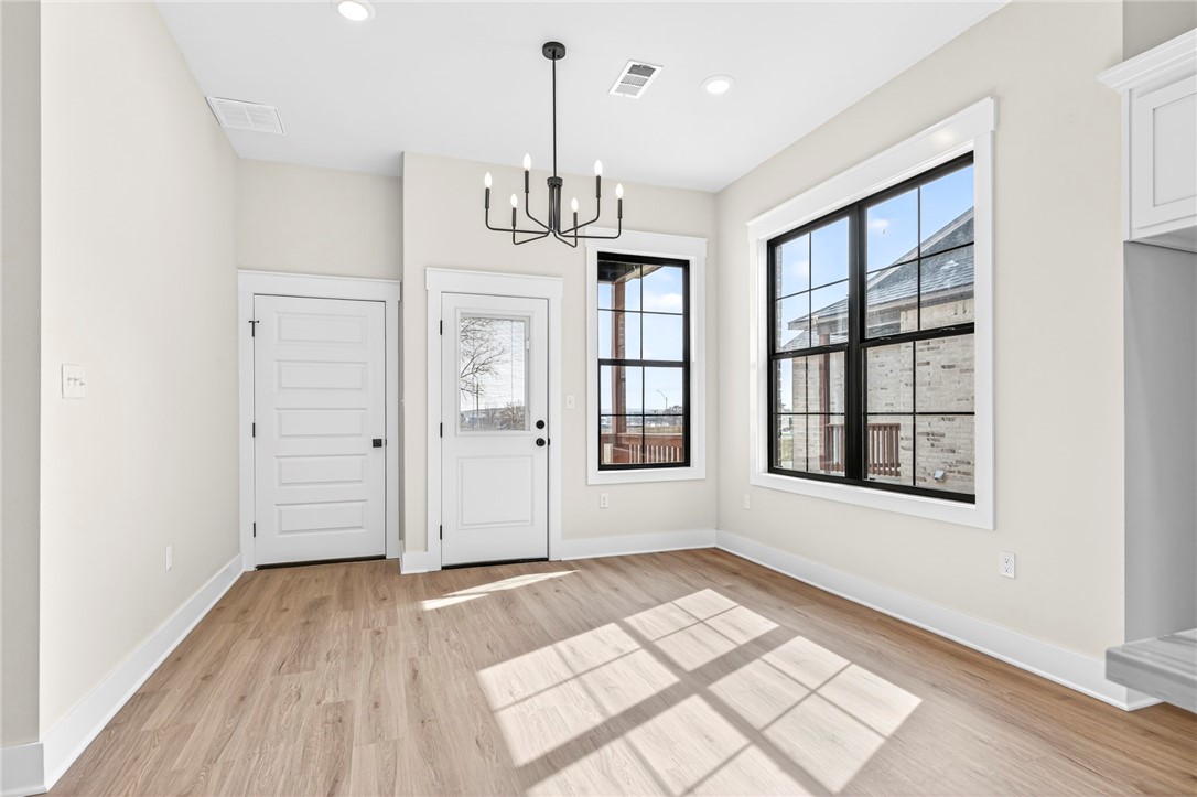 Wells Lake Cottages At Chaffee Crossing - Residential