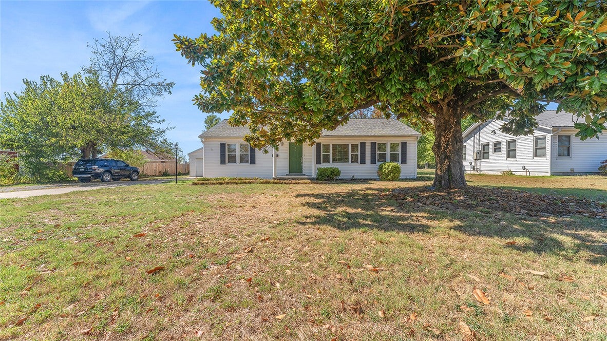 305 S Dixieland Road
