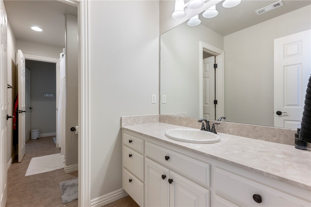 Peaks Ph Iii, The Rogers - Residential