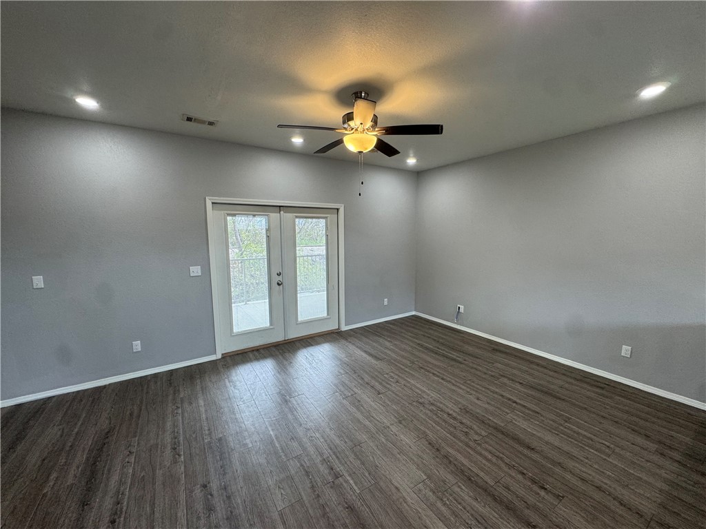 20-16-30 FAYETTEVILLE OUTLOTS - Residential Lease