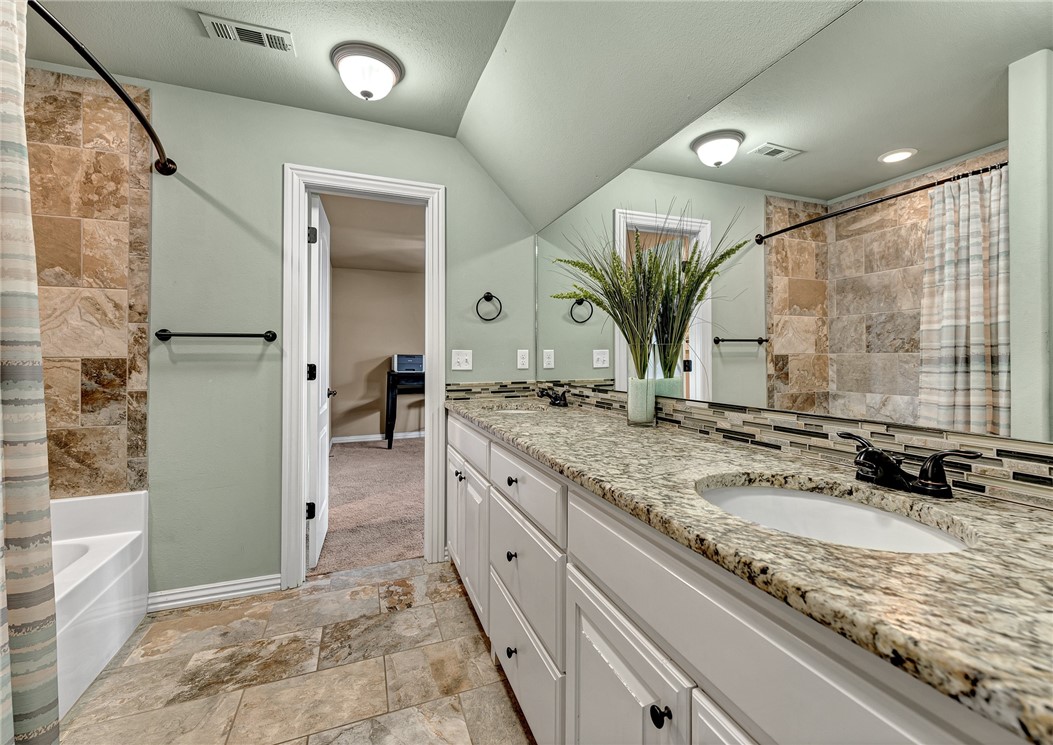 Lochmoor Club Sub Bentonville - Residential