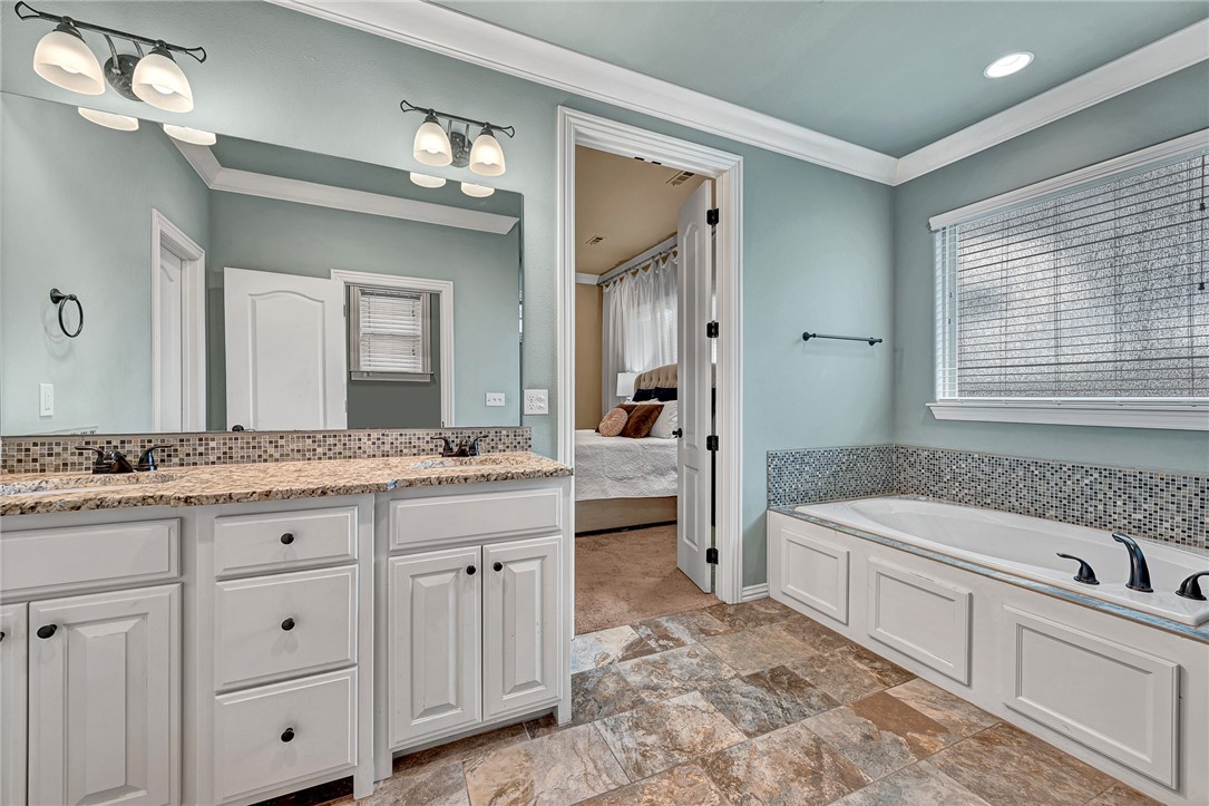 Lochmoor Club Sub Bentonville - Residential
