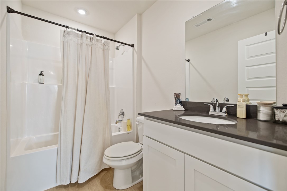 Habberton Ridge Ph 2 & 3 - Residential