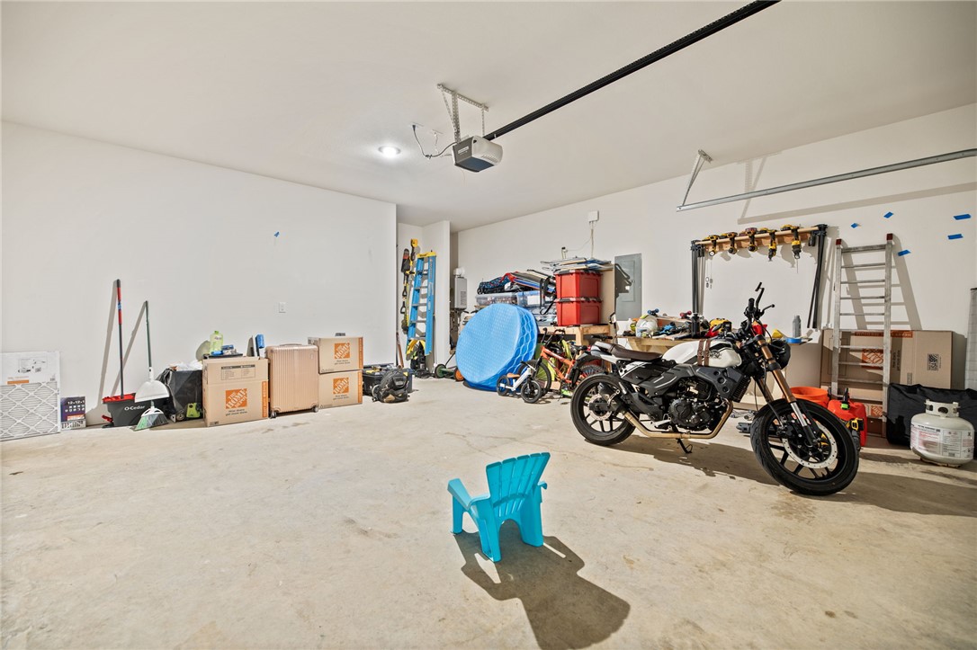 Habberton Ridge Ph 2 & 3 - Residential