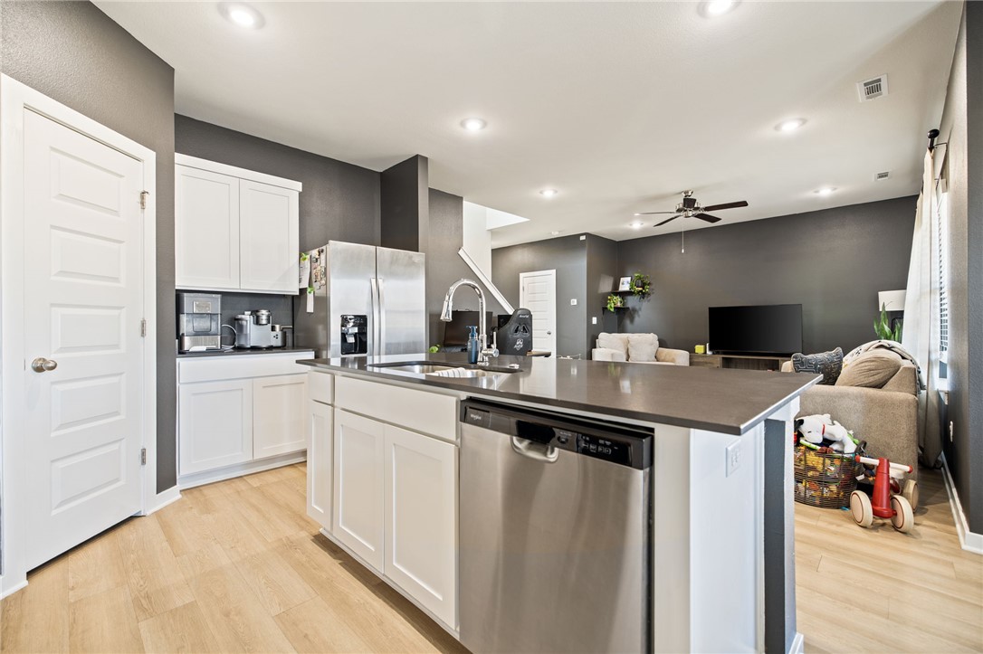 Habberton Ridge Ph 2 & 3 - Residential