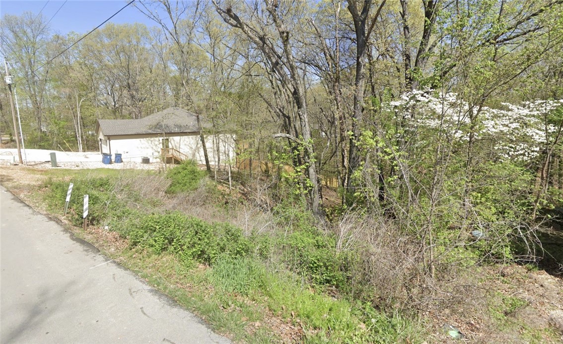 Brecknock Sub Bvv - Land