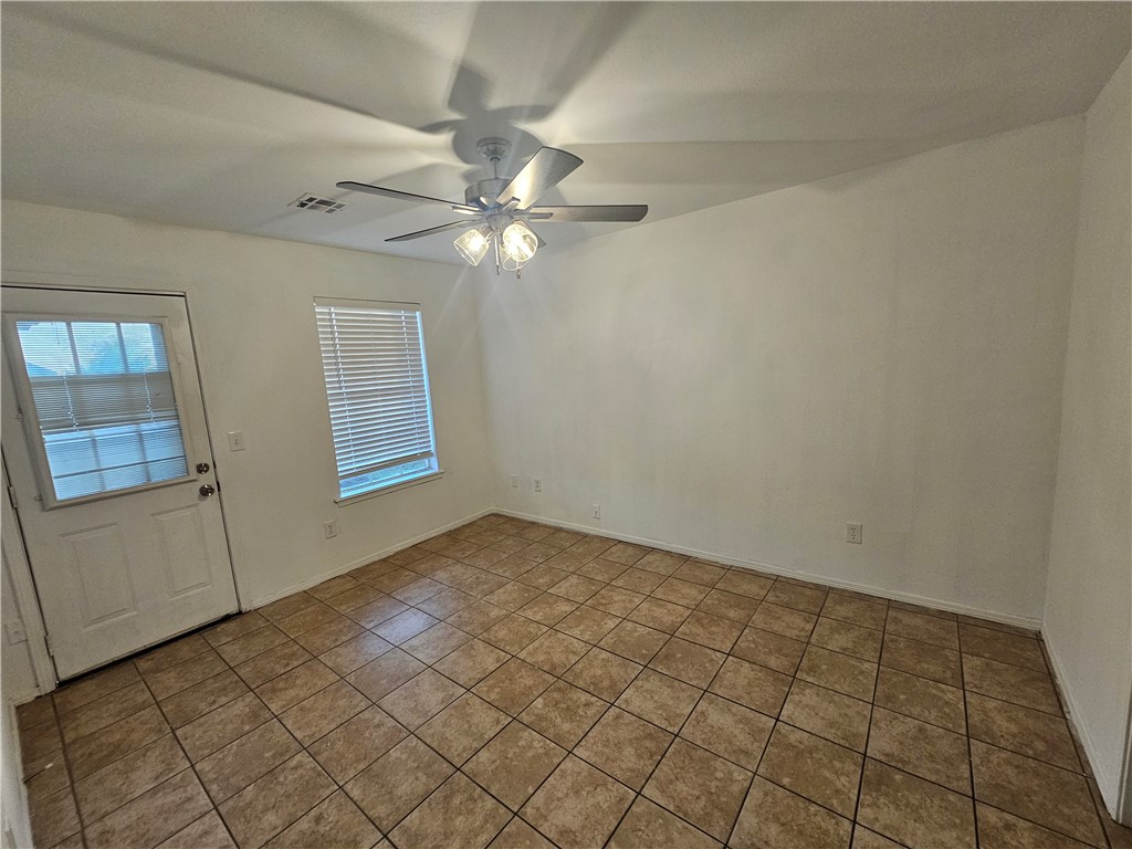 Patrick Place Ph I Rogers - Residential Lease