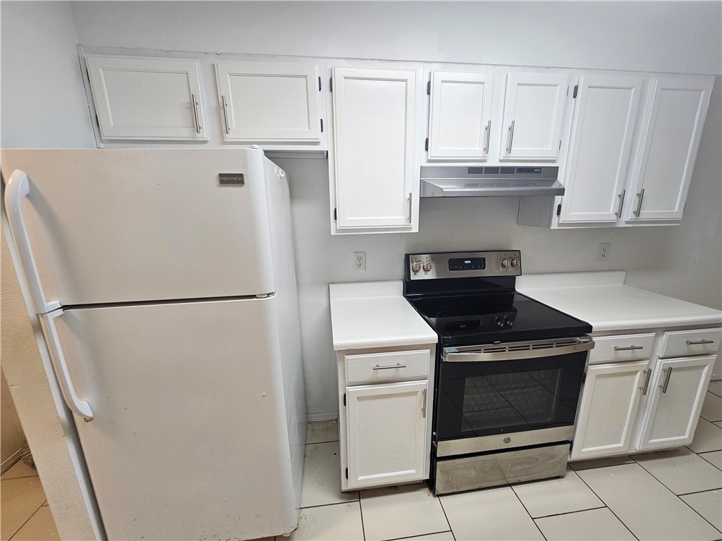 Patrick Place Ph I Rogers - Residential Lease