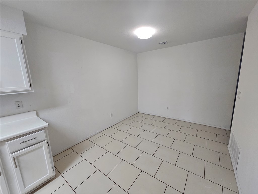 Patrick Place Ph I Rogers - Residential Lease