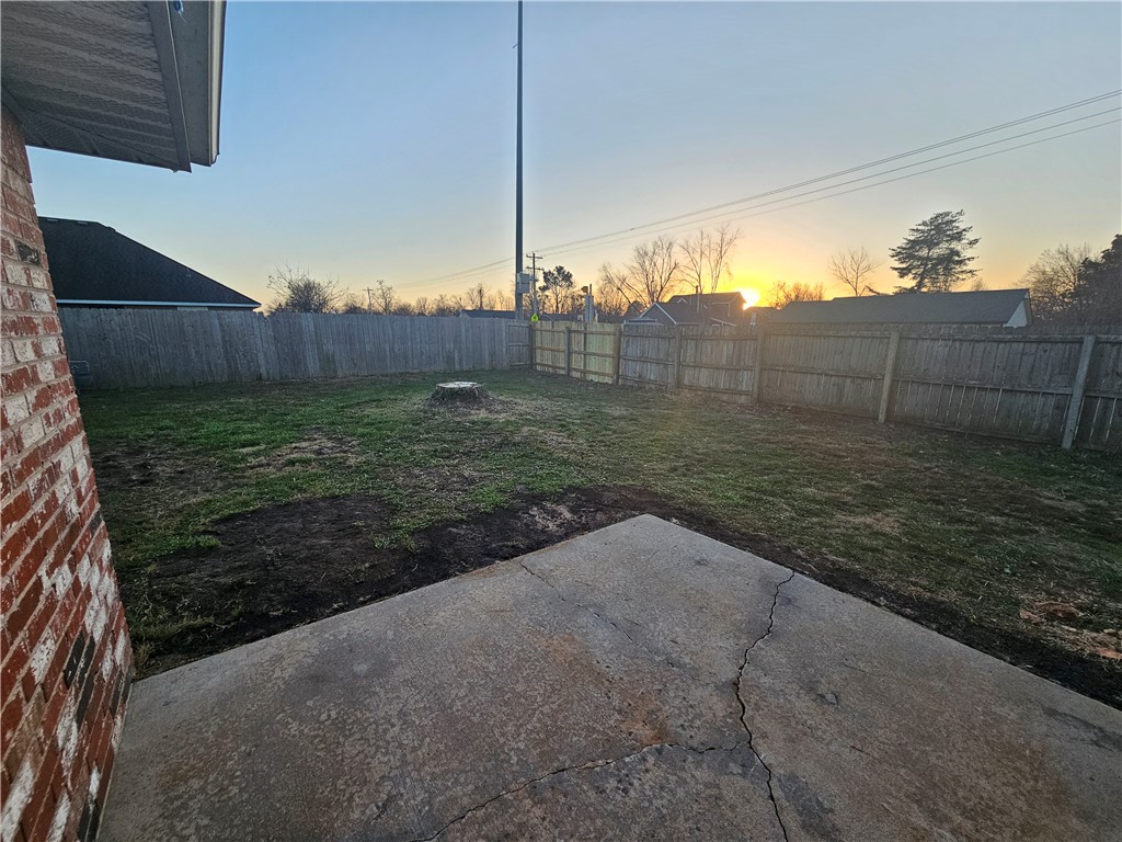 Patrick Place Ph I Rogers - Residential Lease