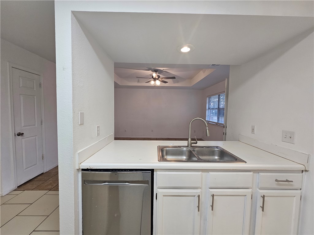 Patrick Place Ph I Rogers - Residential Lease