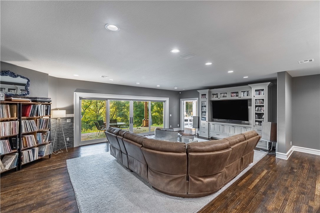 Oak Tree Centerton - Residential