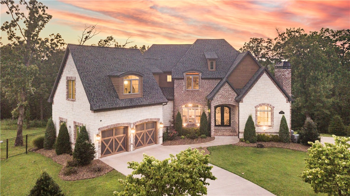 Oak Tree Centerton - Residential