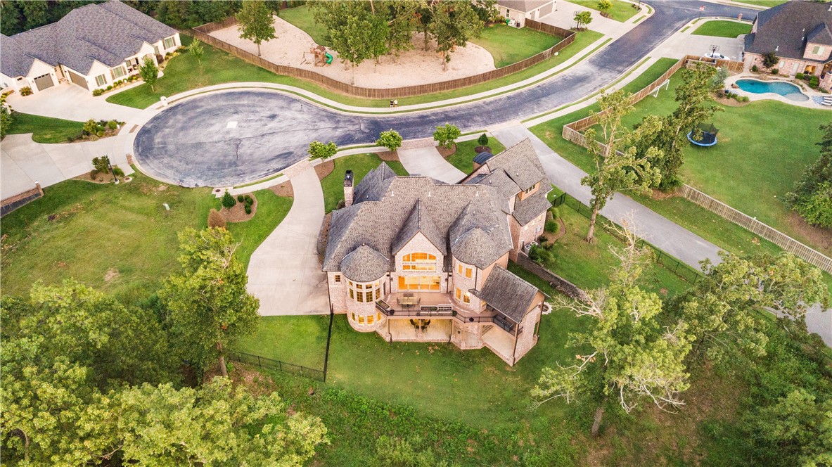 Oak Tree Centerton - Residential