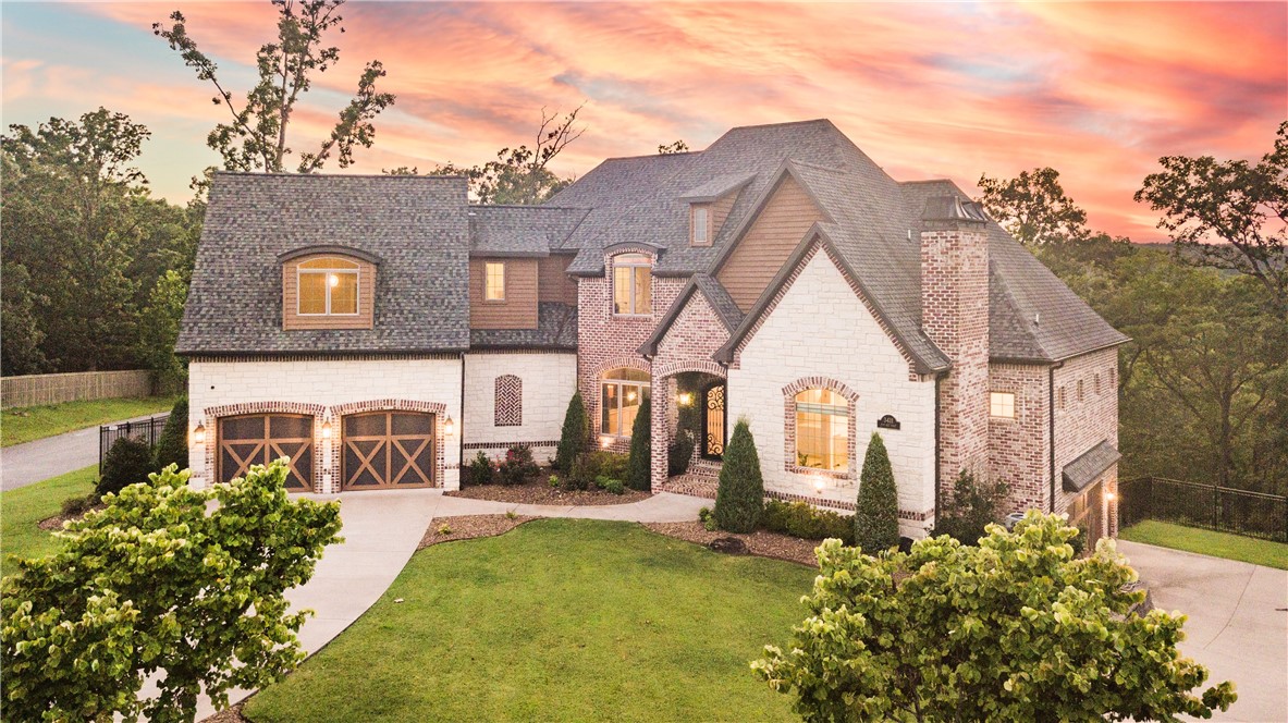 Oak Tree Centerton - Residential