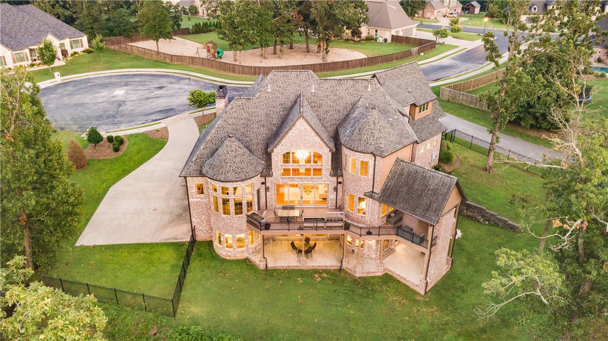 Oak Tree Centerton - Residential