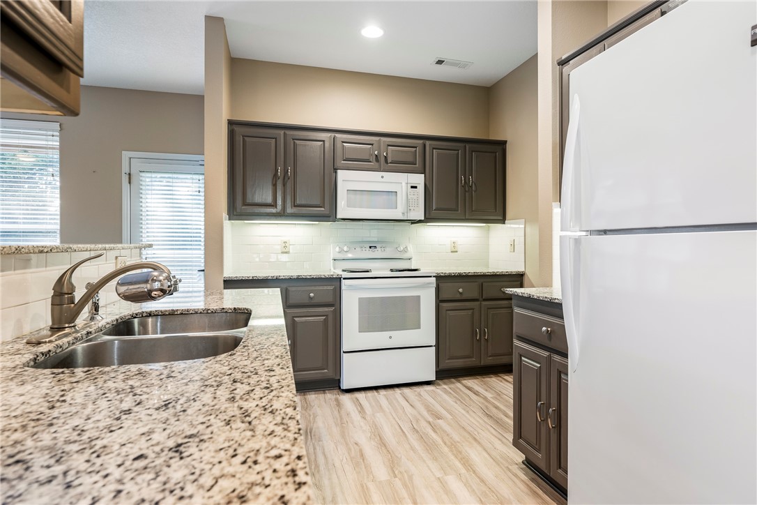 Highland Park Villas - Residential