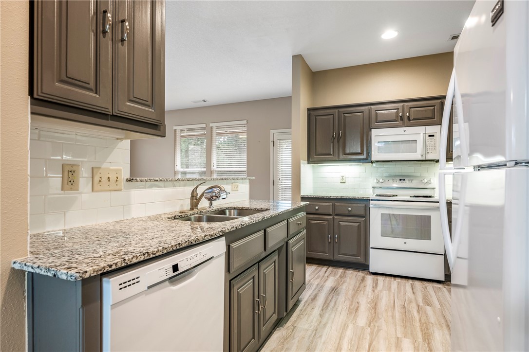 Highland Park Villas - Residential