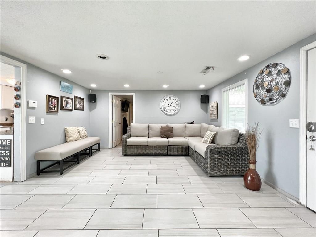 1-17-30 Springdale Outlots - Residential