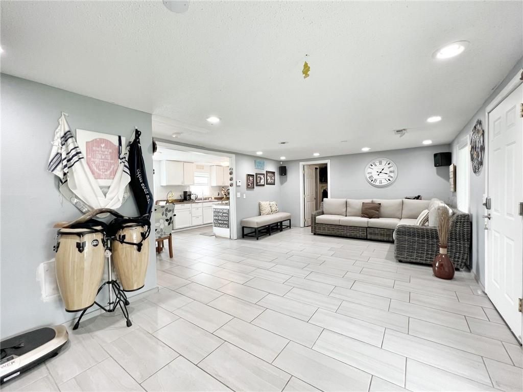 1-17-30 Springdale Outlots - Residential