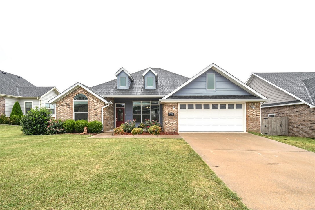 Discover this stunning 4-bed, 2-bath well built Craftsman-style home, all on one convenient level. This charming residence blends elegant finishes & practical design in the sought-after Ashley Park Subdivision. The heart of the home is a well-equipped kitchen featuring a center island & floor to ceiling custom cabinets, seamlessly connected to a spacious living area with a cozy fireplace. The large windows allow natural light to flow through the home & the hardwood floors add to the modern aesthetic. Ideal for work-from-home living, the fourth bedroom can serve as a private office or bedroom. The primary suite is complete with vaulted ceilings, custom wood beams, a large walk in closet & private bath with a soaking tub & shower. Enjoy peaceful evenings in the backyardāa perfect, fenced retreat with a covered patio & pergola. Brand new roof installed in 2025! The 2-car garage allows for additional storage space. This home is located in the heart of Siloam Springs, minutes from downtown, City Lake, schools & parks.
