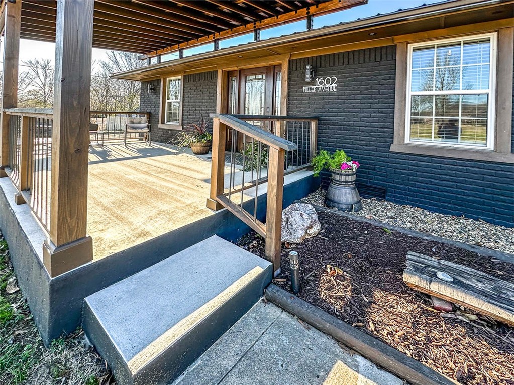 Listing image 1