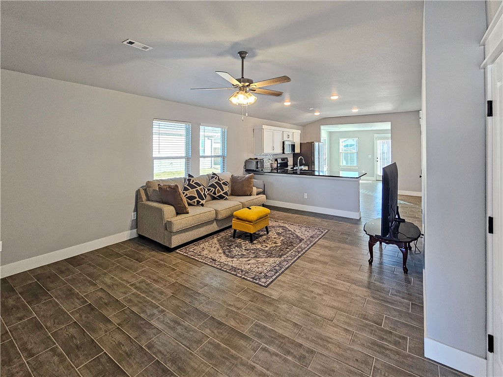 Prairie Brook Sub Ph 5 Centerton - Residential Lease