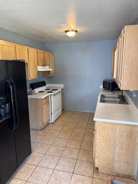 Great semi-stand alone unit (under same roof no shared walls) in beautiful growing Pea Ridge, AR. 2 spacious bedrooms 1 full bath, all tile floors, refrigerator, water and trash are provided by landlord. Unit has new paint and attic storage. Call for showing. no credit checks, only background are required. No Cats period and dogs are negotiable. Pet fees are in place.