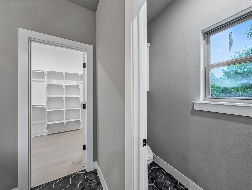 Hebrides Sub Bvv - Residential Lease