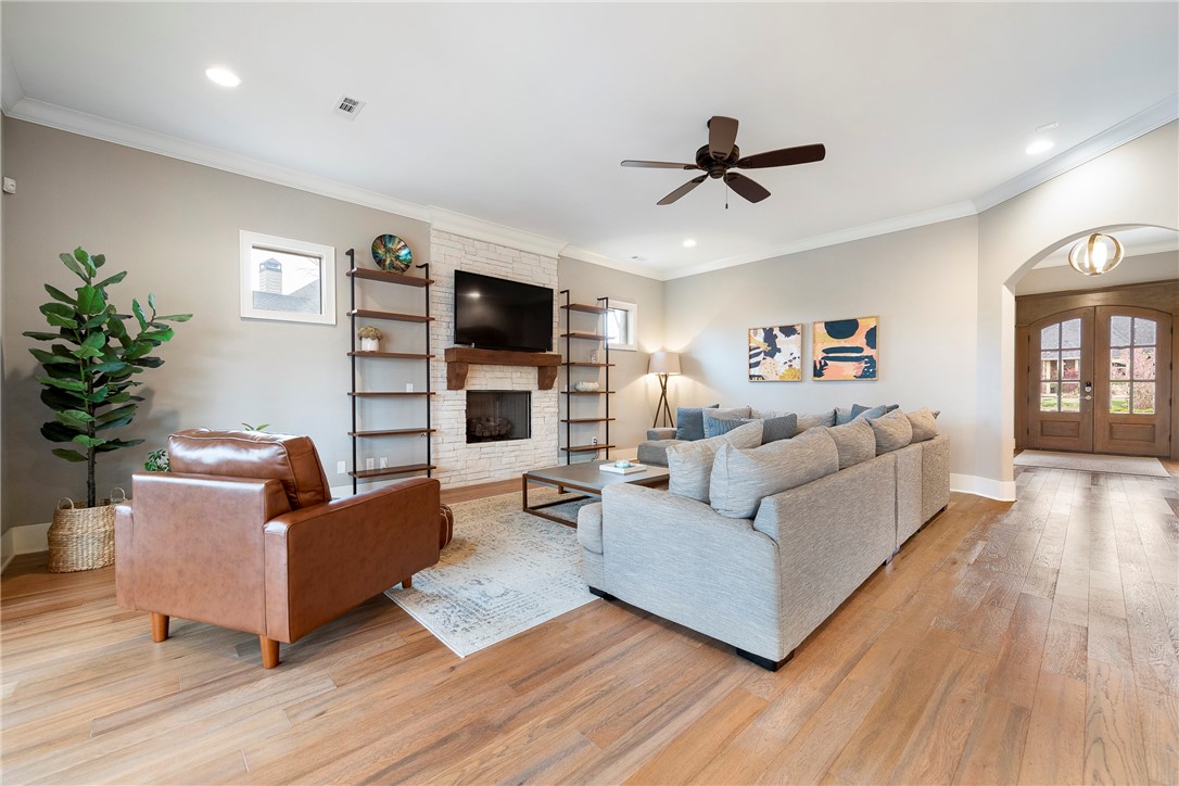 Versailles - Residential