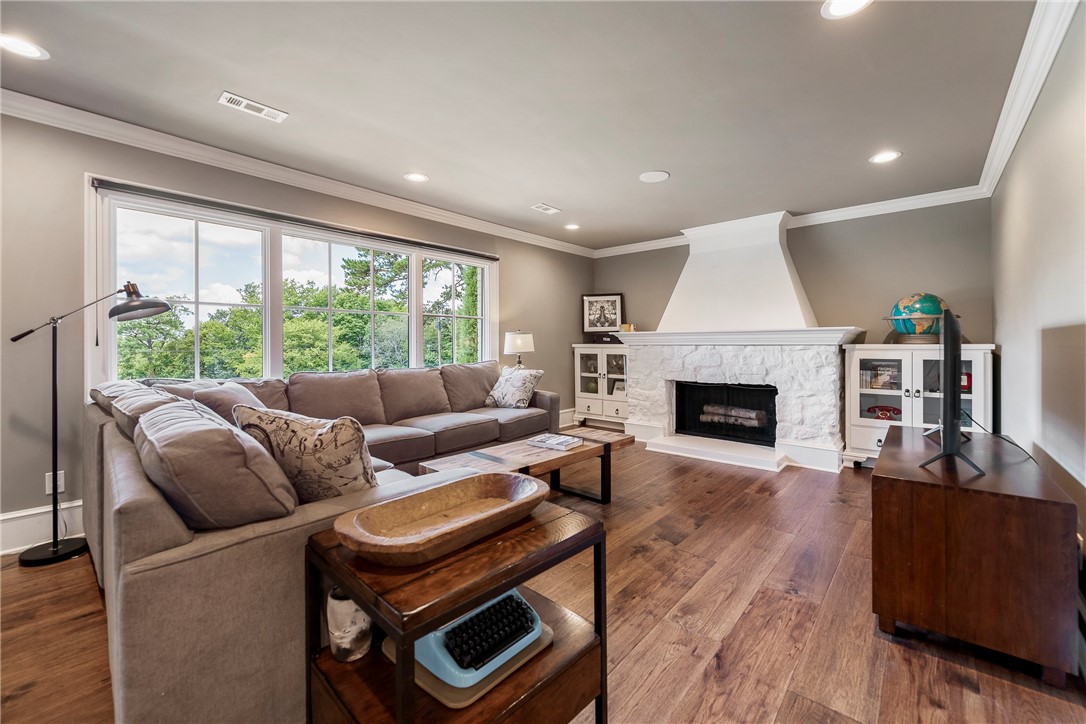 Sequoyah - Residential