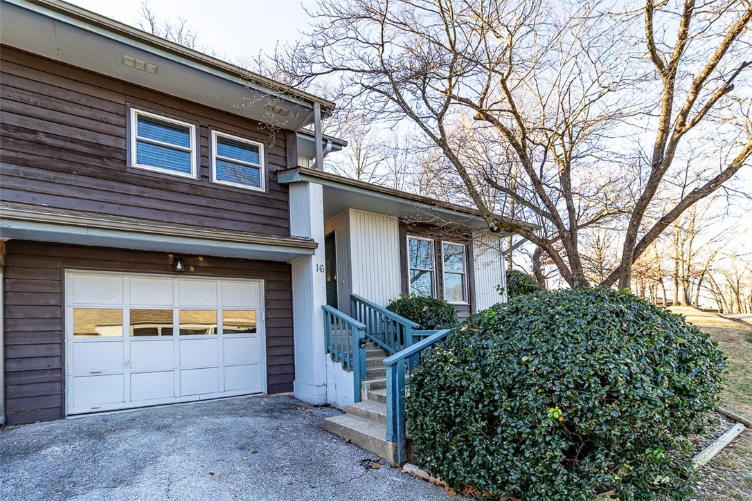 Brompton Courts Bvv - Residential Lease