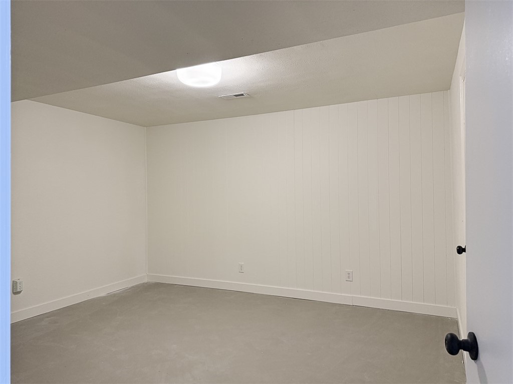 Brompton Courts Bvv - Residential Lease