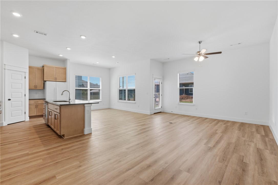 Deere Creek - Residential Lease