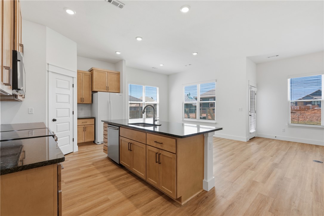 Deere Creek - Residential Lease