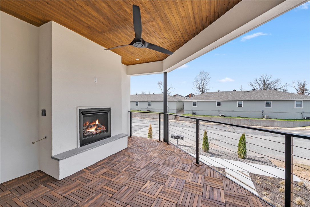 W A BURK'S ADD-BENTONVILLE - Residential