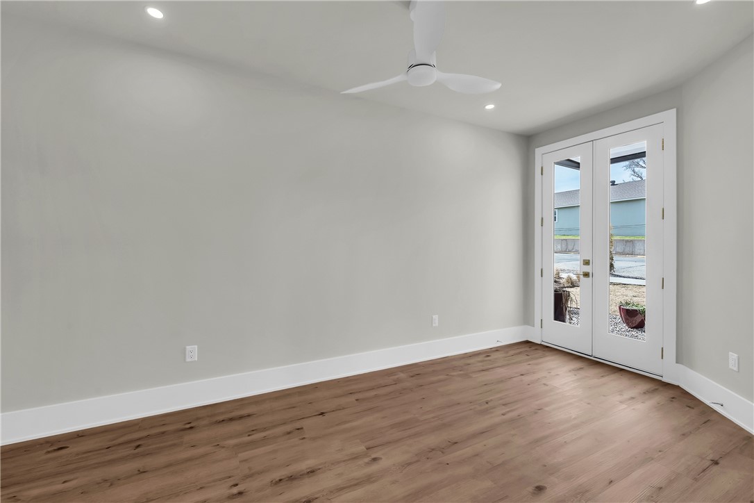 W A BURK'S ADD-BENTONVILLE - Residential