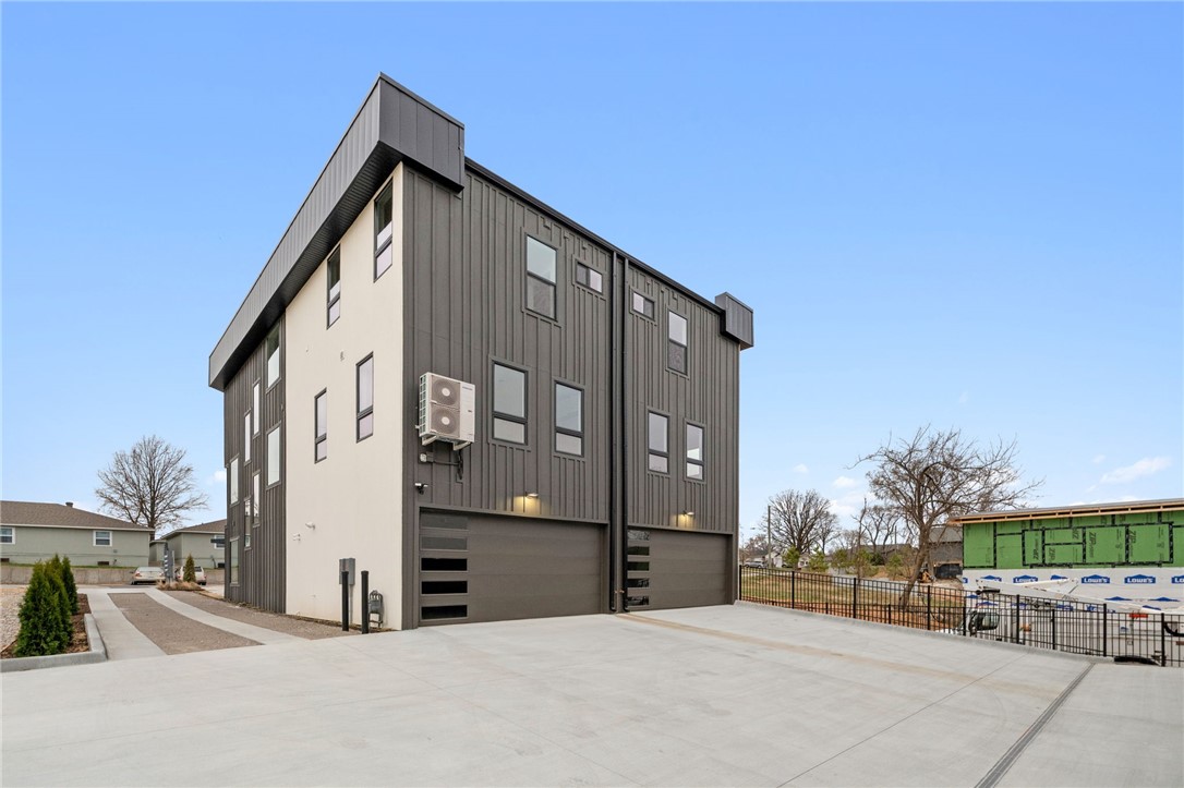 W A BURK'S ADD-BENTONVILLE - Residential