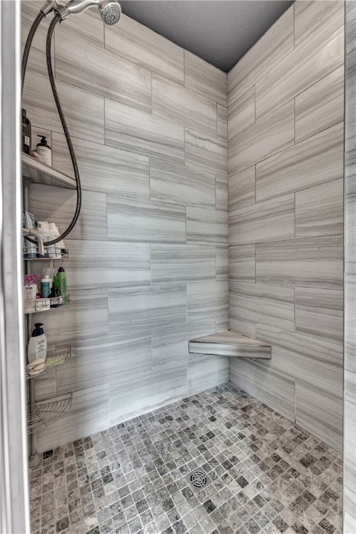 Reeves Add Cave Spgs - Residential