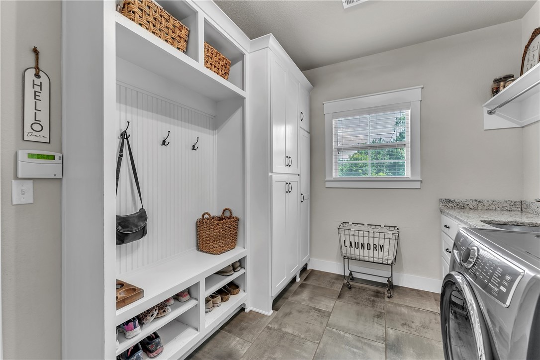 Reeves Add Cave Spgs - Residential