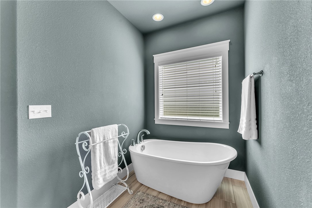 Reeves Add Cave Spgs - Residential