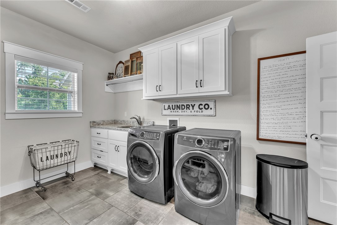 Reeves Add Cave Spgs - Residential