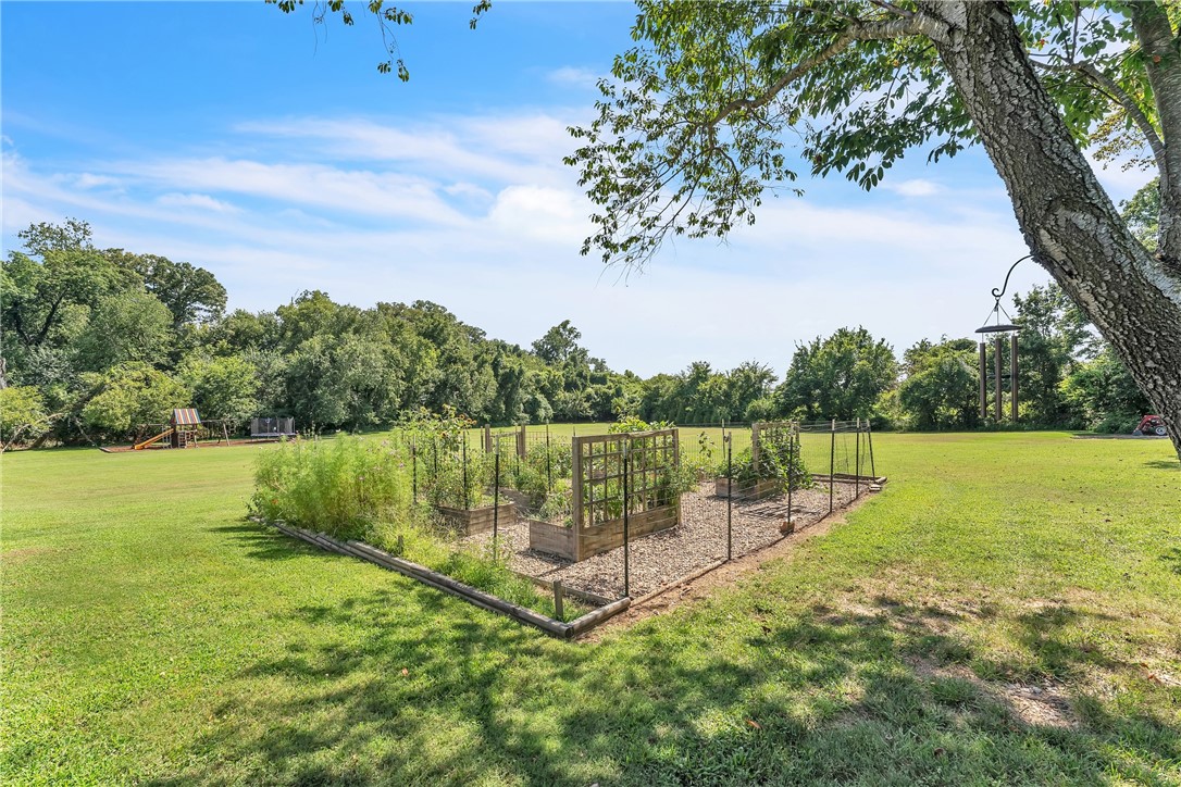 Reeves Add Cave Spgs - Residential