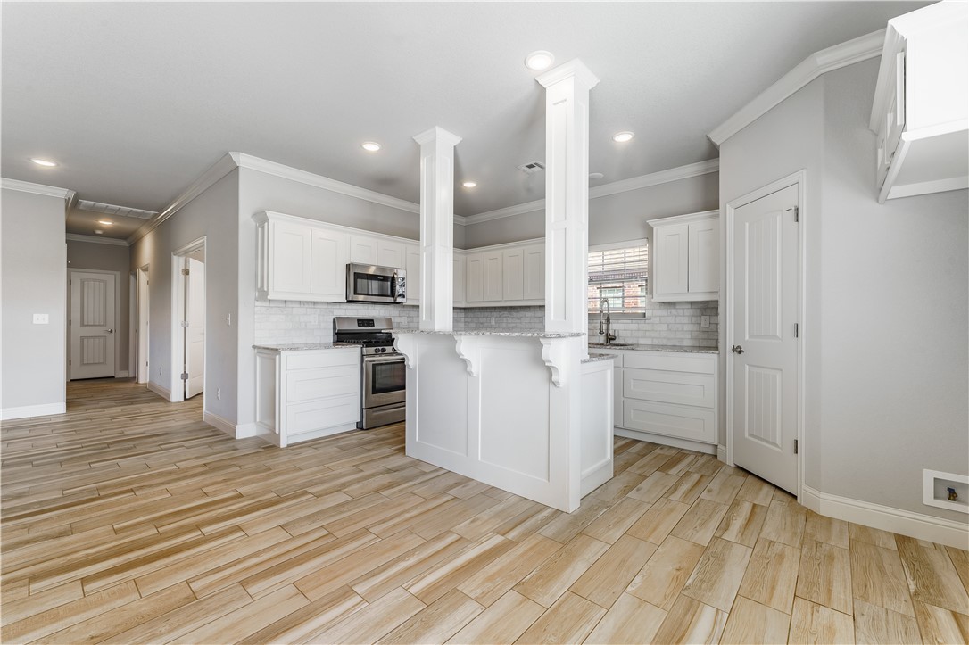 Woodlands, The Ph 1 Siloam Spgs - Residential Lease