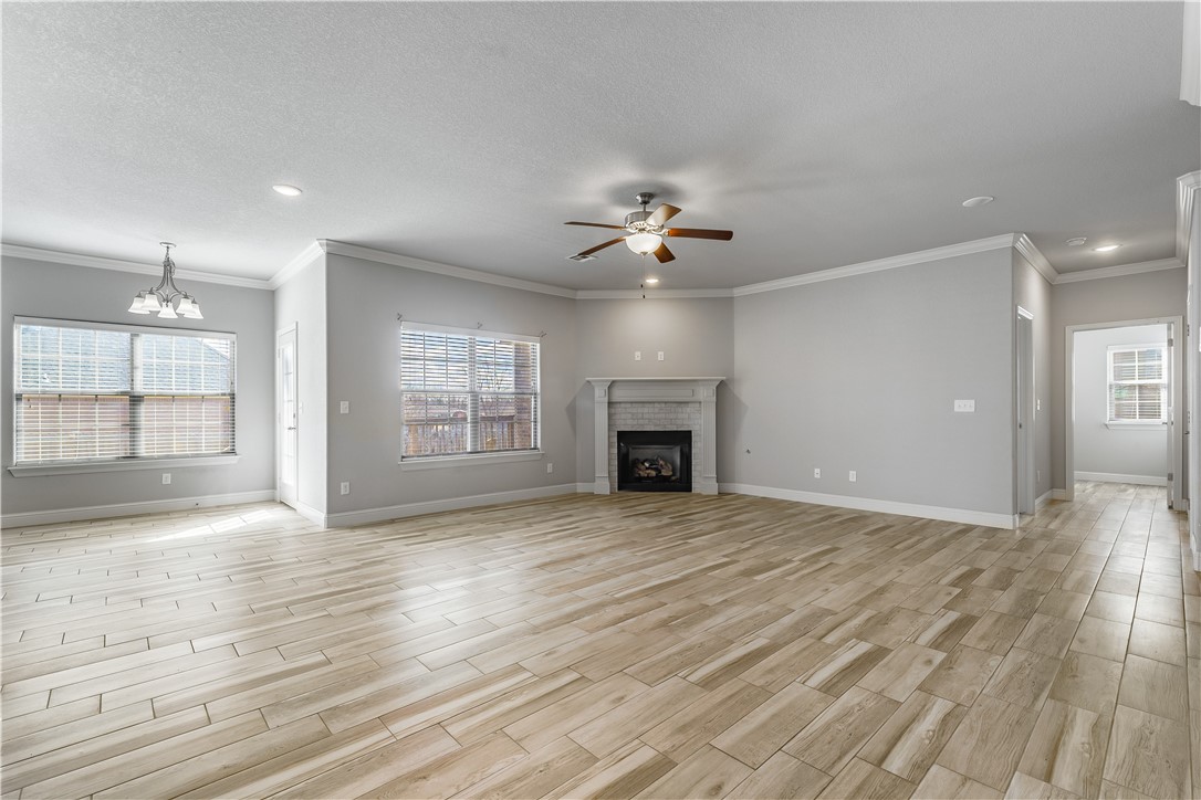 Woodlands, The Ph 1 Siloam Spgs - Residential Lease
