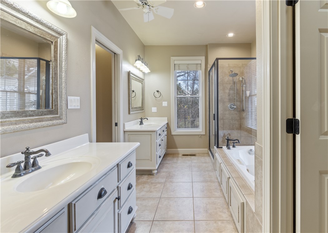 Holiday Island Unit 118 - Residential